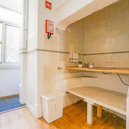 Shortstayflat - Spacious Bairro Alto Lisboa