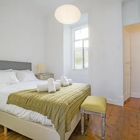 Shortstayflat - Spacious Bairro Alto * Lisboa